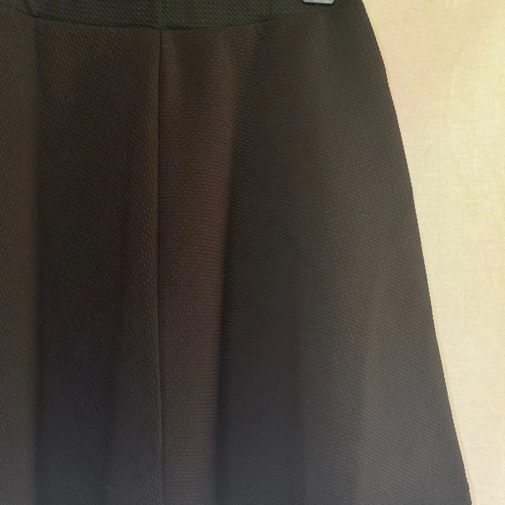 F-109 SHEIN Black Skater Style Elastic‎ Waist Mini Skirt Size 2